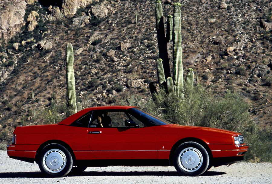  Cadillac Allante 1992 года  (фото 4 из 4)